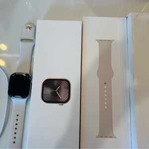 Apple Watch with White Sport Band and Silver Case